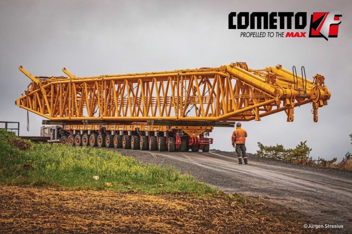 Cometto is the specialist for SPMT self-propelled modular transporters